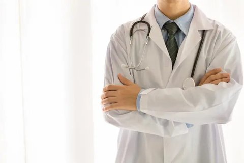 Simak pertolongan pertama untuk menangani alergi di sini! (copyright Freepik)