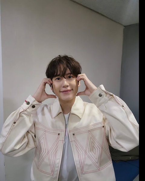 Profil Lengkap Cho Kyuhyun, Perjalanan Karier dan Fakta Menarik