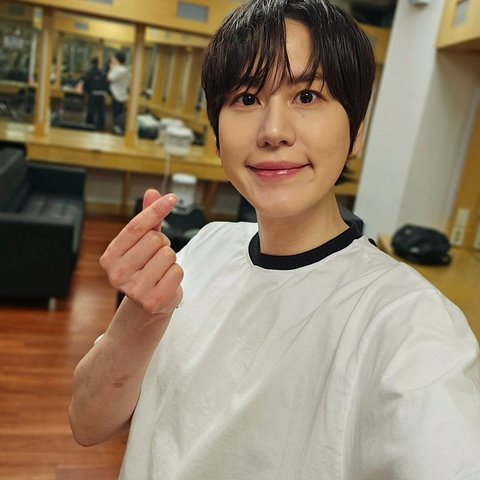 Profil Lengkap Cho Kyuhyun, Perjalanan Karier dan Fakta Menarik