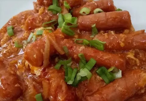 Resep sosis pedas asam manis orak telur. (Dok: Cookpad @Rizky_Amalia)