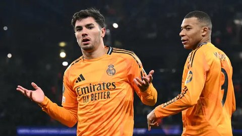 Enam menit berselang atau pada menit ke-86, Real Madrid kembali menyamakan kedudukan lewat gol Brahim Diaz. (Oli SCARFF/AFP)