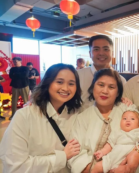 Potret Gritte Agatha Gelar Penyerahan Anak ke Gereja (Sumber: Instagram/gritteagathaa)
