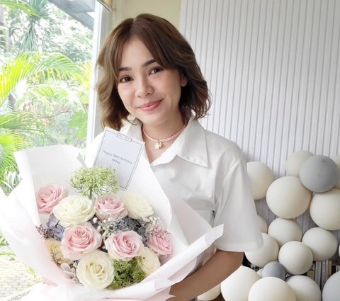 Maya Septha Akui Lakukan Beauty Surgery di Korea Selatan, Netizen Kagum dengan Hasilnya