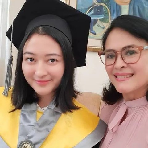 Ida Iasha (Instagram/idaiasha_gallery)