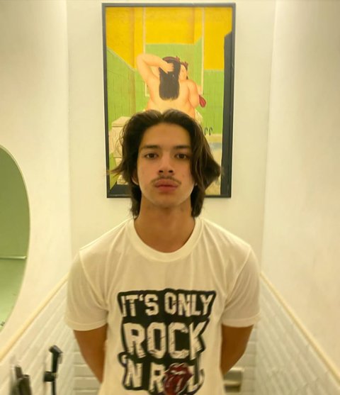 Potret Ganteng Arya Mohan, Pemain Sinetron 'ASMARA GEN Z' yang Kini Jadi Idola Baru