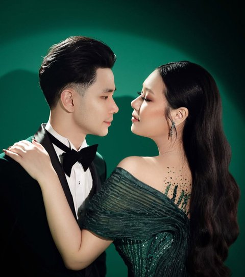 Pemotretan Spesial Valentine Sisca Kohl dan Jess No Limit, Tampil Elegan