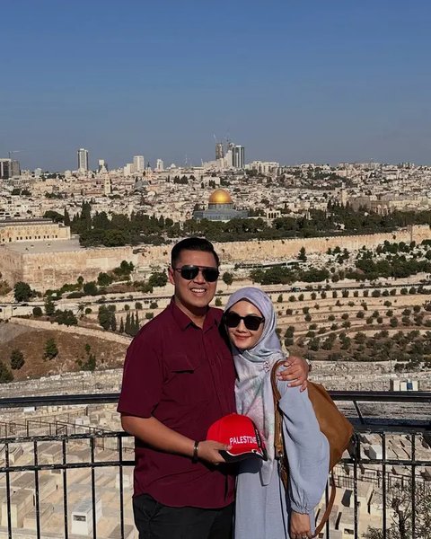 Potret Hendy Setiono Bareng Istri yang Sering ke Luar Negeri