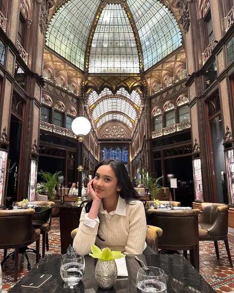 Potret Pasangan Artis Dinner di Momen Valentine 2025. (Sumber: Instagram/salshabillaadr/elelrumi)