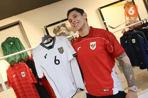 Erspo selaku apparel resmi Timnas Indonesia resmi meluncurkan jersey tandang baru skuad Garuda pada Senin (3/2/2025). (Dok. Instagram Erspo Official)