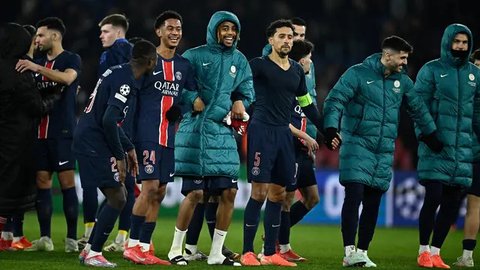 Kemenangan telak ini mengantar PSG lolos ke babak 16 besar Liga Champions 20242/2025. Sementara, Brest harus gigit jari dan tersingkir. (JULIEN DE ROSA/AFP)