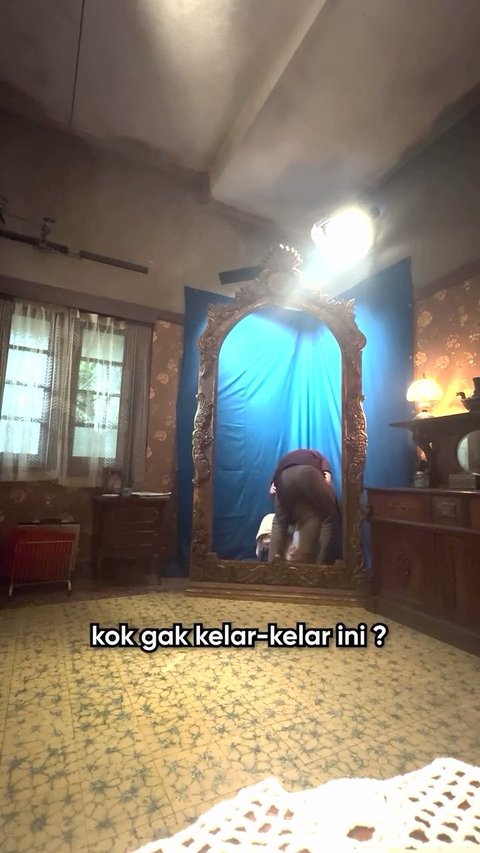 Sambil Bopong Luna Maya, Momen Oka Antara Kena Prank Crew saat Syuting