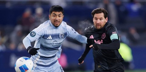 Wasit Minta Jersey Messi Setelah Laga Inter Miami