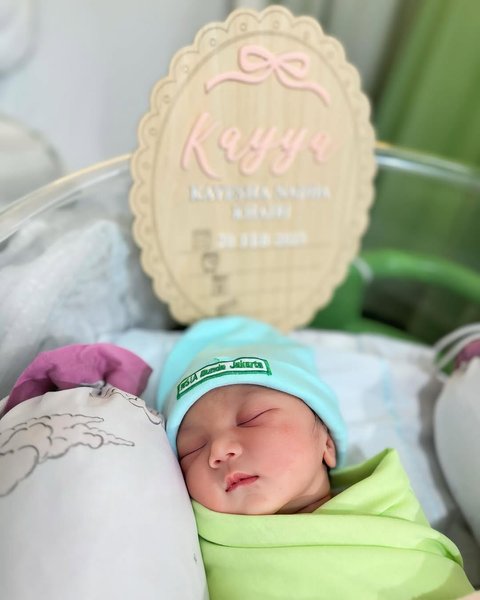 Potret Anak Kiky Saputri yang Baru Lahir, Cantik dengan Nama Indah yang Penuh Makna
