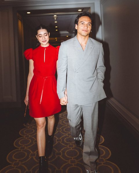 Penampilan Ameera Khan Bikin Salah Fokus saat Digandeng Jefri Nichol, Pacaran Romantis di Malaysia