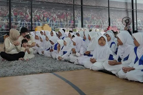 Momen Ulang Tahun Ameena ke-3. (Sumber: Instagram/aurelie.hermansyah)