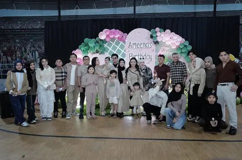 Momen Ulang Tahun Ameena ke-3. (Sumber: Instagram/aurelie.hermansyah)