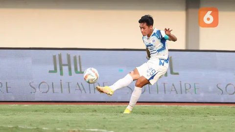 Liga 1 - Arema FC Vs PSIS Semarang (Bola.com/Adreanus Titus)