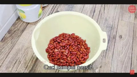 Tanpa Baking Soda, Ini Cara Rebus Kacang Merah Sampai Empuk dengan 1 Alat (YouTube/Sajian Bunda)