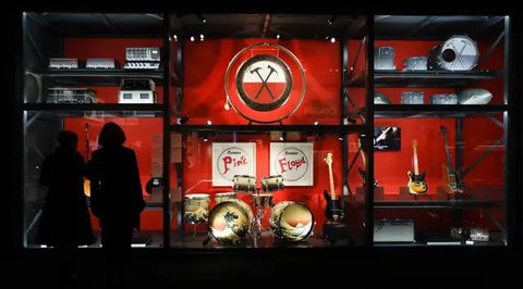 Rage Against the Machine saat tampil di Madison Square Garden di New York City (8/8/2022). Setelah menundanya beberapa kali karena pandemi, Rage Against the Machine akhirnya memulai tur perta