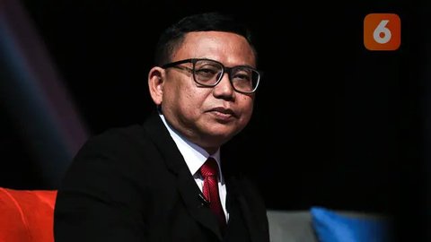Pelatih kepala Timnas Indonesia U-22, Indra Sjafri saat sesi latihan di Visakha Training Center, Phnom Penh, Kamboja, Sabtu (6/5/2023) jelang menghadapi Timor Leste pada laga ketiga Grup A
