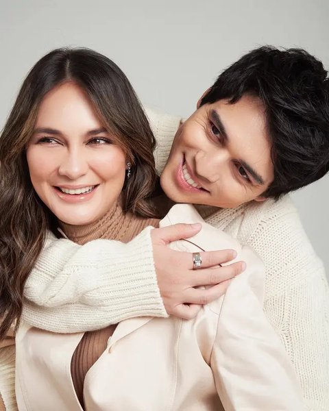 Luna Maya dan Maxime Tengah Urus Pernikahan (Sumber: Instagram/lunamaya)