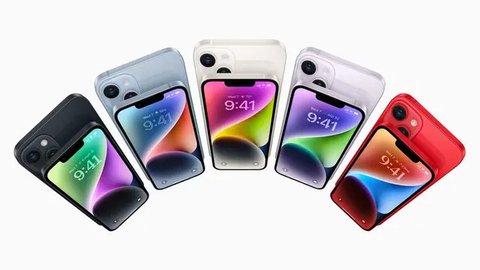 Jajaran produk iPhone 14 Series yang tersedia di iBox Apple Premium Partner, Plaza Indonesia, Jakarta. (Liputan6/Dinda Charmelita Trias Maharani)