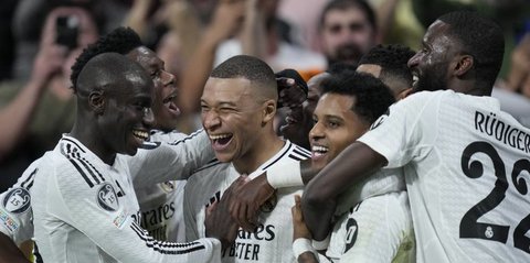 Login! Real Madrid Saingi Man United Dalam Perburuan Bek Everton