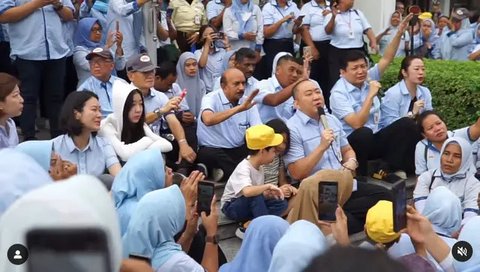 Potret Haru Perpisahan Iwan Kurniawan Lukminto dengan Ribuan Karyawan Sritex, Abadikan Kenangan Terindah (Foto: Instagram @ik.lukminto)