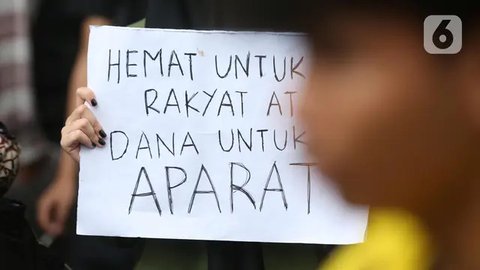 BEM SI mendesak Presiden Prabowo Subianto mencabut kebijakan efisiensi anggaran. (Liputan6.com/Helmi Fithriansyah)