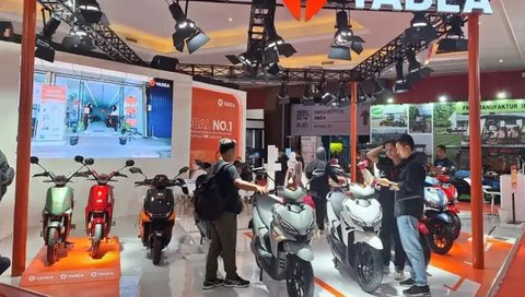 Tercatat ada 31 merek kendaraan roda empat yang akan berpartisipasi dalam IIMS 2025. (Liputan6.com/Herman Zakharia)