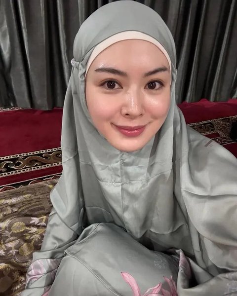 Momen Ayana Moon Jalani Ramadhan di Indonesia. (sumber: Instagram/xolovelyayana)