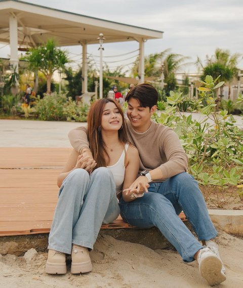 Potret Brisia Jodie dan Jonathan Alden, Captionnya Bikin Netizen Netizen Gemas dan Disebut Couple Goals