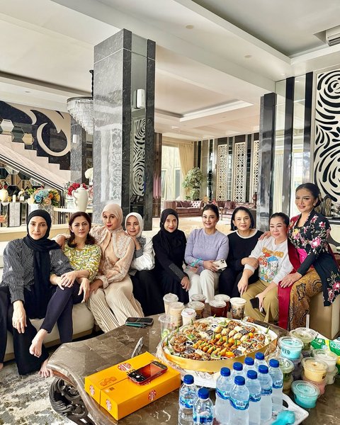 Potret Geng Artis Lawas Awet Muda, Bella Saphira Tampil Cantik Bareng Marini Zumarnis Hingga Kris Dayanti