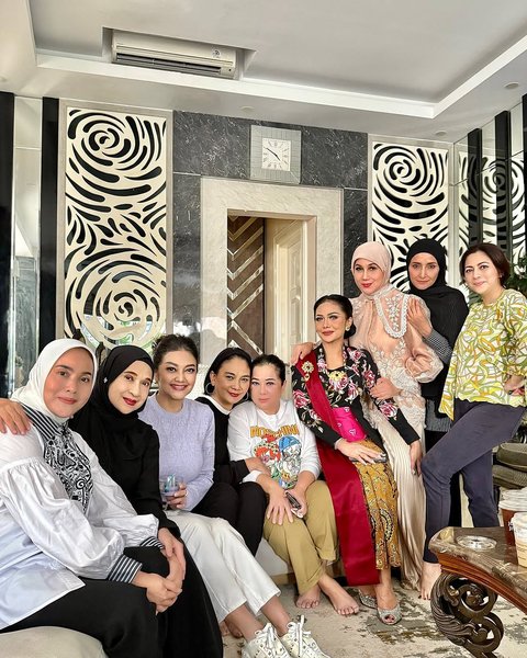 Potret Geng Artis Lawas Awet Muda, Bella Saphira Tampil Cantik Bareng Marini Zumarnis Hingga Kris Dayanti