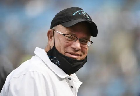 Pemilik Manchester City asal Uni Emirat Arab, Sheikh Mansour. (AFP/Andrew Yates)