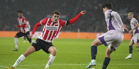 5 Pemain Gratisan yang Bisa Direkrut Manchester United di Musim Panas