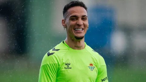Antony, Real Betis. (Bola.com/X Real Betis Balompie)