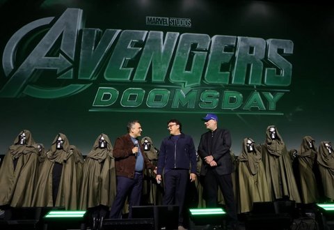 Russo Brothers Sebut Robert Downey Jr Mendalami Karakter Doctor Doom untuk 'AVENGERS: DOOMSDAY'