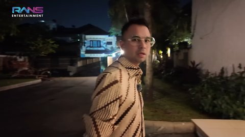 Minimalis dan Tak Ada Unsur Feminim, 7 Potret Rumah Mewah Ariel Noah Bak Terasa Kosong
