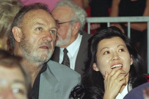 Gene Hackman dan istrinya, Betsy Arakawa, paa 2003. (AP Photo/Mark J. Terrill, File)