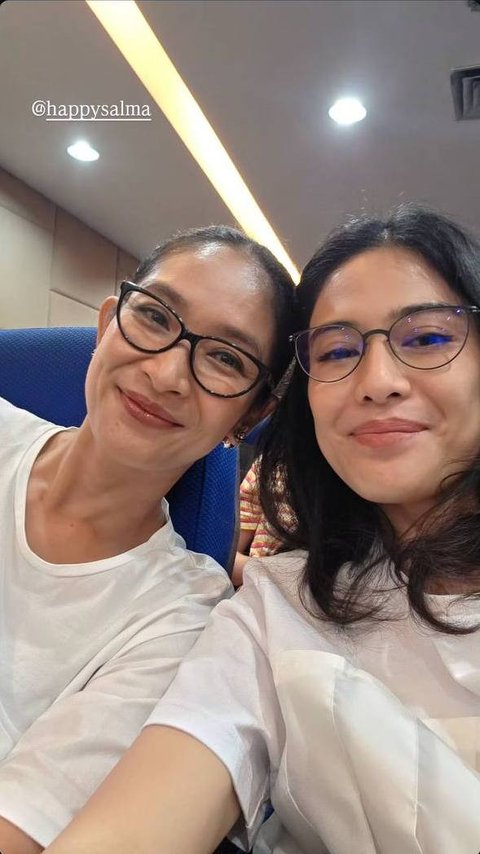 Potret Kedekatan Dian Satro, Happy Salma, dan Sherina Munaf, Quality Time bareng Sahabat di Hari Perempuan Internasional