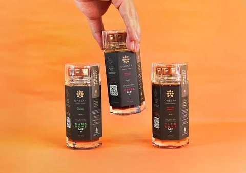 Ternyata, Madu Disebut dalam Al Quran dan Dikenal sebagai Obat Alami. Minum Madu Setiap Hari Baik bagi Kesehatan (Ilustrasi by AI)