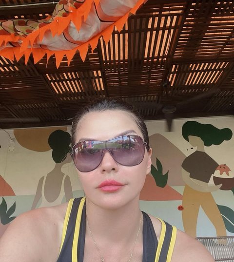 6 Potret Tamara Bleszynski Tampil Awet Muda, Kulit Kencang dan Nyaris Tanpa Keriput
