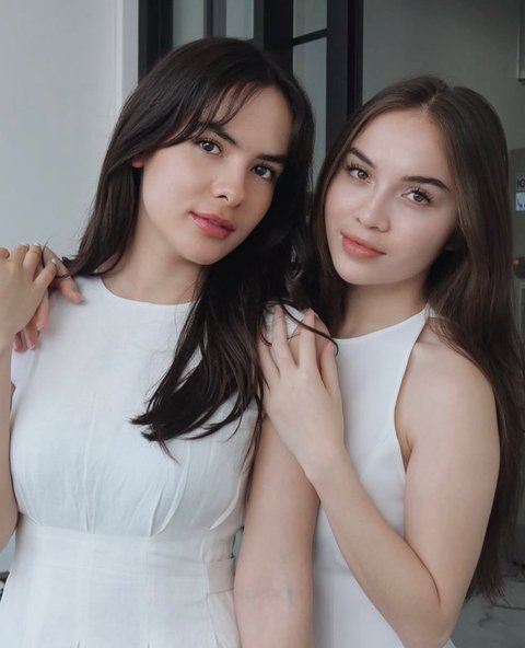 6 Potret Steffi Zamora dan Elina Joerg Pamer Keanggunan, Duo Cantik yang Bikin Kagum