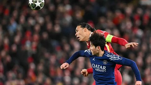 Virgil van Dijk, bek tengah dan kapten Liverpool. (Bola.com/liverpoolfc.com)