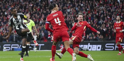 Layak Kalah, Liverpool Tunjukkan Penampilan Final Terburuk di Carabao Cup