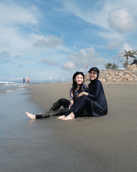 7 Potret Irish Bella Bersama 2 Putri Sambungnya dari Berbagai Momen, Penuh Kehangatan - Ungkap Rasa Rindu
