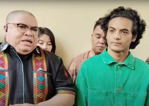 Vadel Badjideh dirilis sebagai tersangka kasus pencabulan anak di bawah umur dan aborsi di Polres Metro Jakarta Selatan, Jumat (14/2/2025).