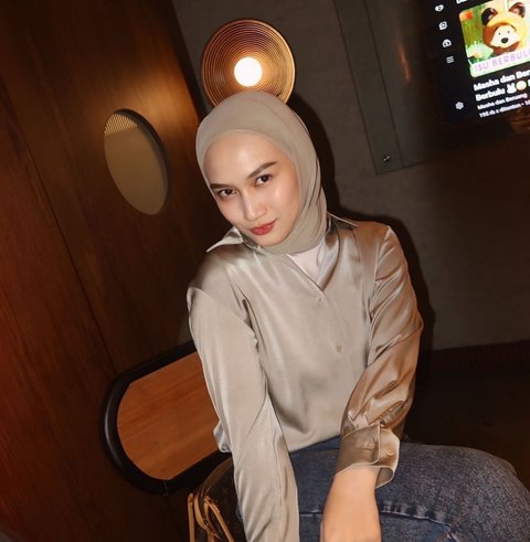 5 Potret Melody Laksani Tampil Memikat di Ulang Tahun ke-33, Ini Penampilannya