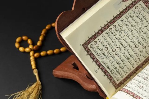 Video ini membuktikan bahwa lantunan ayat suci Alquran dapat menenangkan hati siapapun yang mendengarkannya.